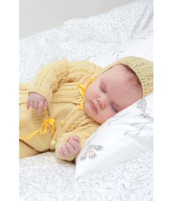 Strikket gult hentesett med jakke, bukse, lue og sokker- Viking 1006-1