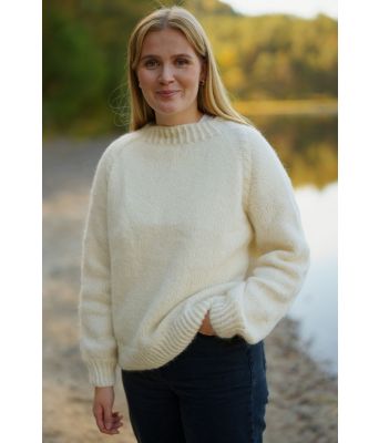 Lazy day sweater - Strikkia 2024-061