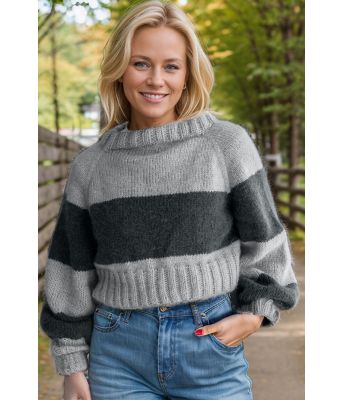 Grå Cropped stripe genser - Strikkia 2025-007-313317