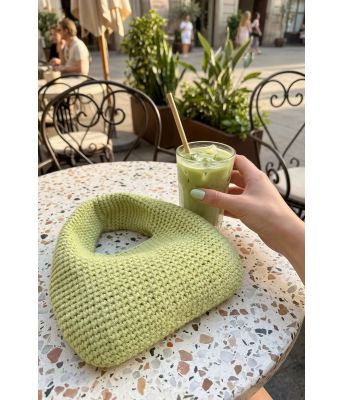 Lysegrønn Carla loop bag heklet veske - Strikkia 2026-010VGV-431