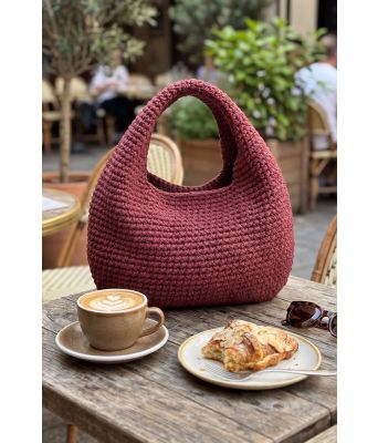 Burgunder heklet Carla loop bag - Strikkia 2026-010VGV-459