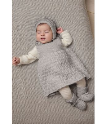 Perlegrå April Strikkekjole til baby med lue og sokker - Viking 2028-6-312