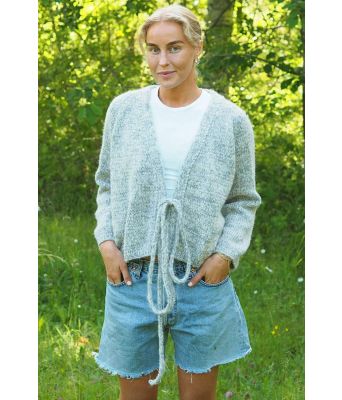 Hvitveis chunky omslagsjakke - ØK 06-10F
