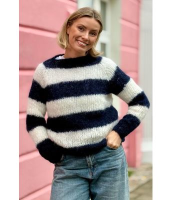 Acnegenser i marineblå og naturhvit - Belfilato 23-001-45563B