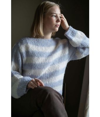 Paige genser i hvit/lyseblå - BM 10-15