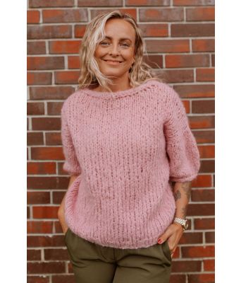 Claudias chunky mohair genser med korte ermer - Strikkia 2021-025