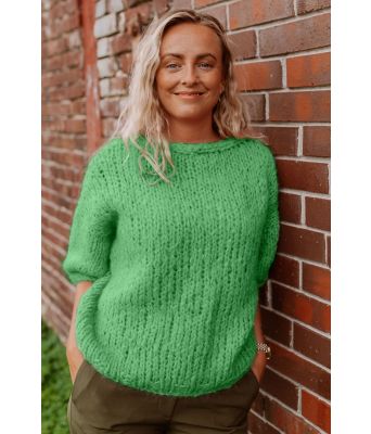 Claudias chunky mohair genser med korte ermer - Strikkia 2021-025N