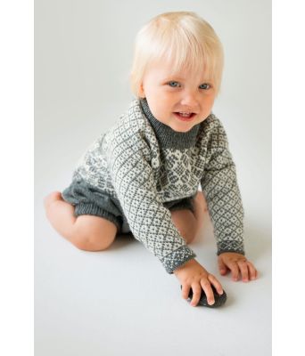 Kongsemne genser, romper og lue til baby - DG 319-08