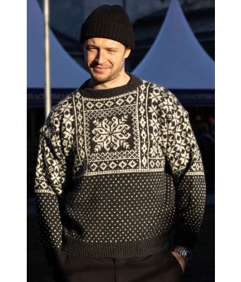 Koksfarget Røisheim genser - DG 496-08