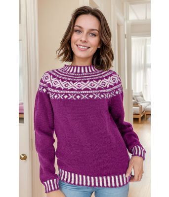 Rødlilla Troldhaugen genser - DLG 23-001-SU3507