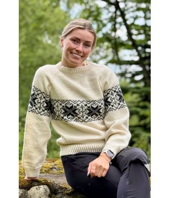 Naturhvit stugudalsgenser - DLG 25-001-3400