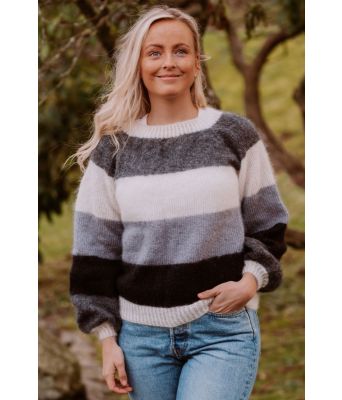 Elisegenseren - Strikkia 2020-029  V0006 Gråsort