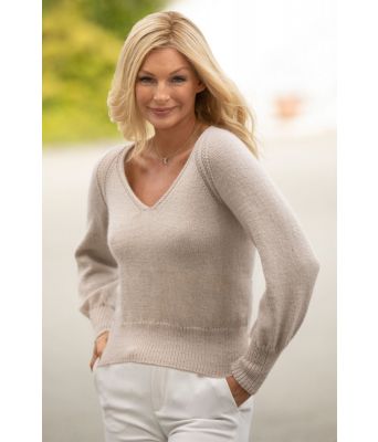 Fam strikkegenser med V hals til dame Kathrine Sørland - Viking 2129-12