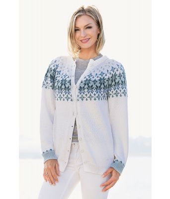 Hvit Mette Marit kofte med bllått mønster - Viking 1808-03