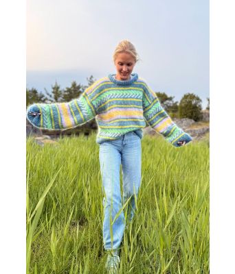 Hanami genser i lys denimblå - IR-02-02C-727