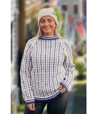 Islender med marineblått mønster - Strikkia 2020-030F