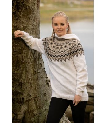 Kraft hvit strikket genser med hette - Viking 2127-6B