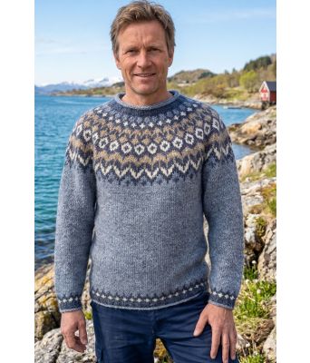 Skyblå riddarigenser med blått og beige mønster - LL0143-M