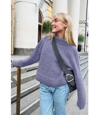 Lilac Øyunn Krogh Loose strikket genser - ØK 04-09I