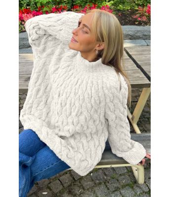 Hvit Aud genser - ØK 05-03-702