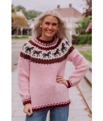 Rosa hestegenser - Strikkia 2020-03C