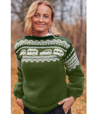Vårgrønn strikkegenser med campingvognmønster - Strikkia 2020-023-3462