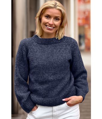 Mørkeblå Cozy everyday sweater - Strikkia 2022-002-324