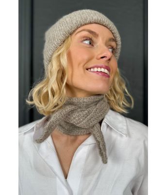 Savannah scarf beige - Strikkia 2024-038-307