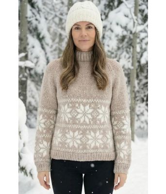 Beige stjernekosgenser - Strikkia 2025-014-307