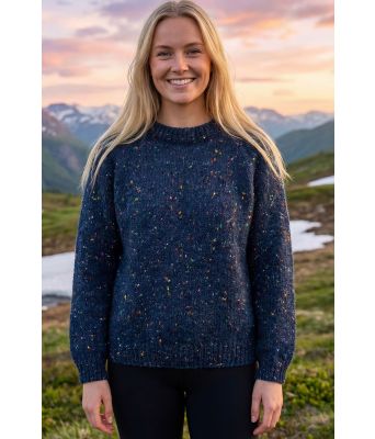 Marine blomsterbrisgenser med lang erm - Strikkia 2025-025-516