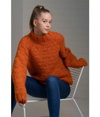 Tia strikkegenser i mohairull med hoy hals - Viking 2201-03