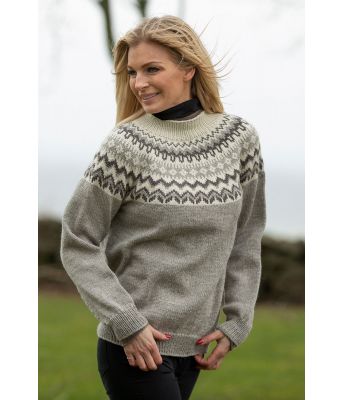 Lys graa tradisjon strikkegenser kathrine sørland - Viking 2006-03b